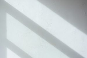 ブログ・SNSで見る「漆喰の家」の後悔理由・デメリット